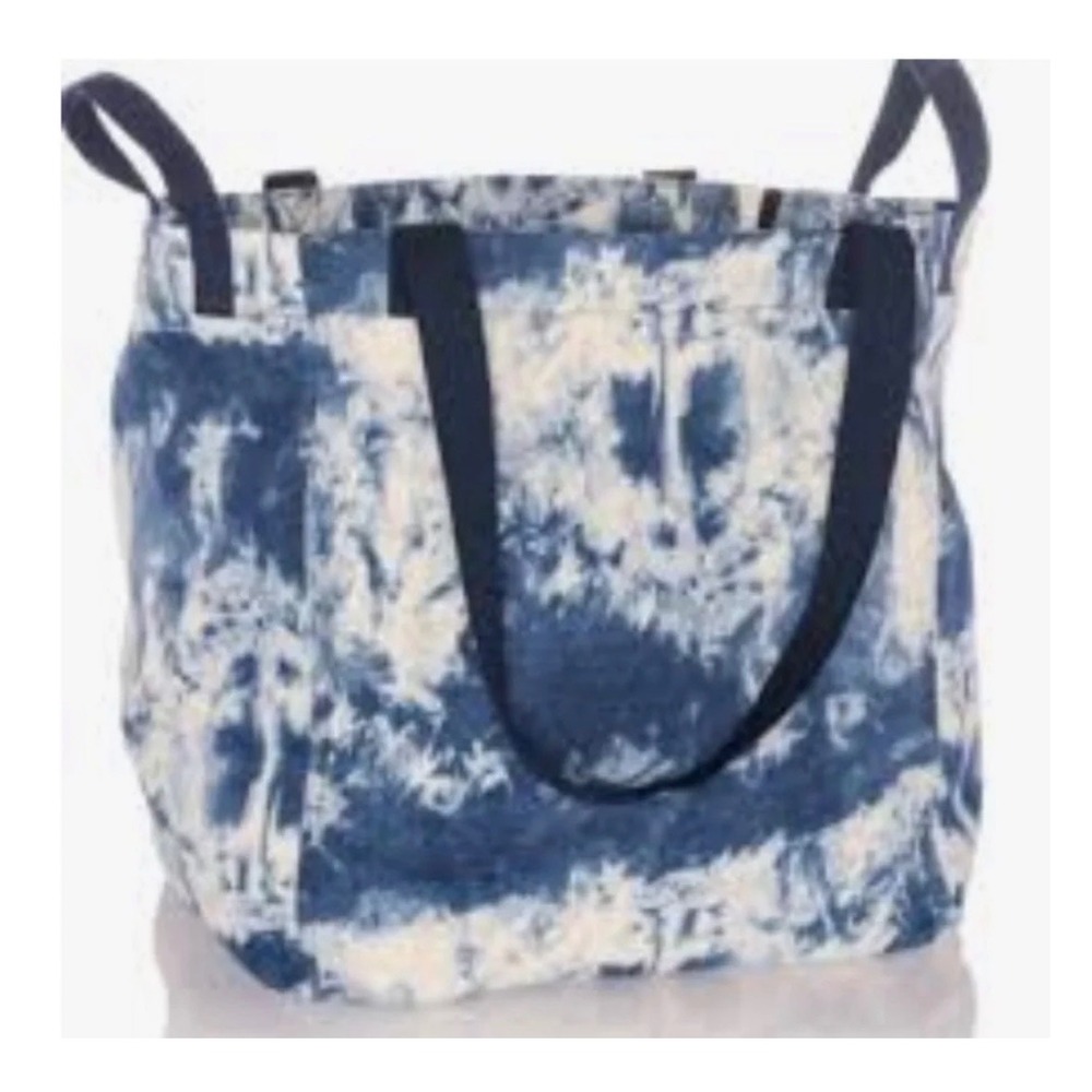 Thirty-One New Horizons Tote Bag Distressed Denim Tie Dye Sky Blue White Canvas